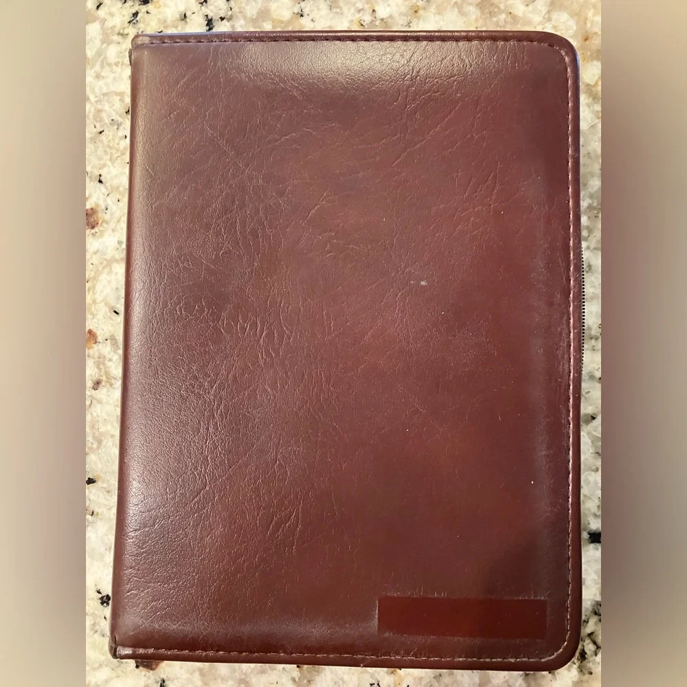 3-Ring Day-Timer planner binder with zipper closure